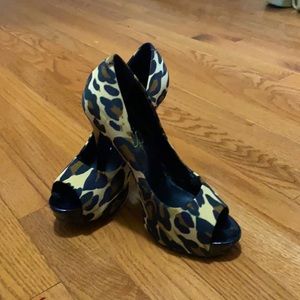 Jessica Simpson cheetah print pumps